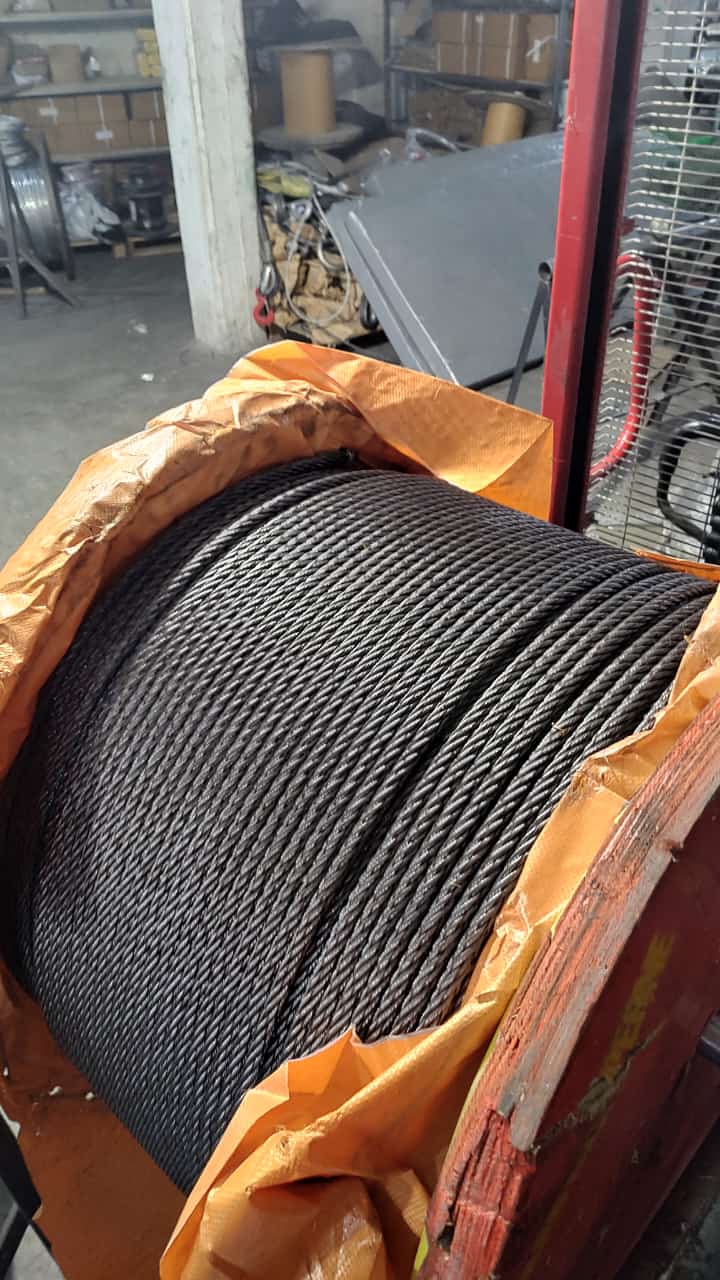 Cable de acero tipo Halcón o Cobra Serie 6x19 Alma de Fibra - 5/8'' 1m