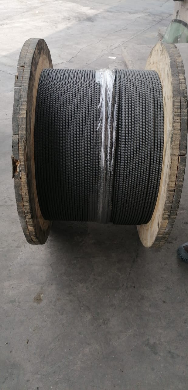 Cable de acero tipo Halcón o Cobra Serie 6x19 Alma de Fibra - 5/8'' 1m